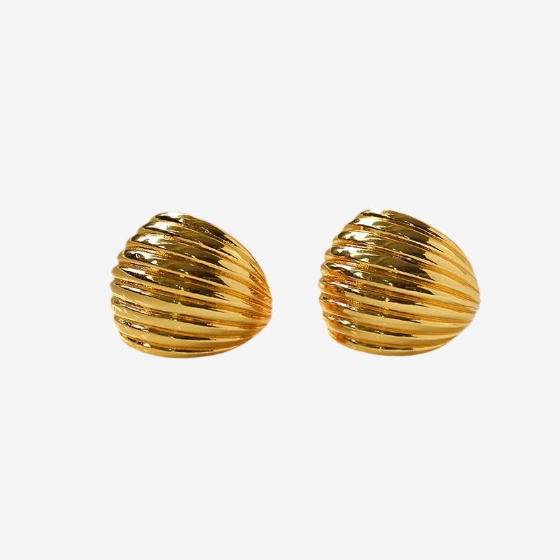 Tamara Ralph Scallop Striped Curved Earrings