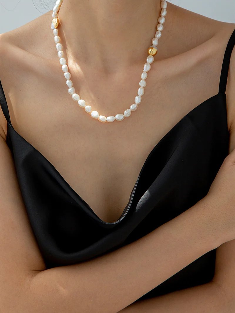 Irregular Pearl Necklace