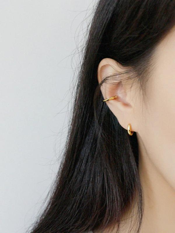 Coco Minimalist Hoop Earrings